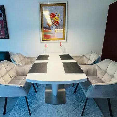 City Apartment Varna *